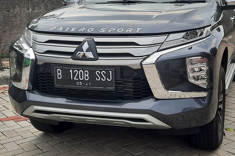 Detail Gambar Pajero Exceed Nomer 27