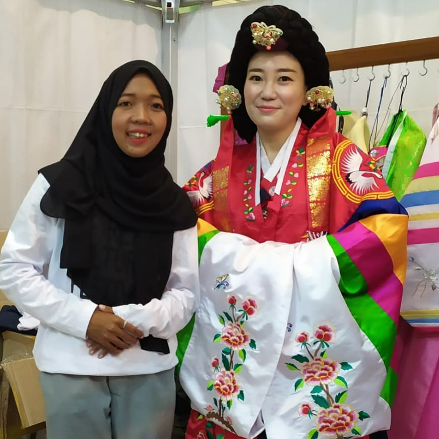 Detail Gambar Pakaian Pernikahan Tradisional Korea Selatan Nomer 37