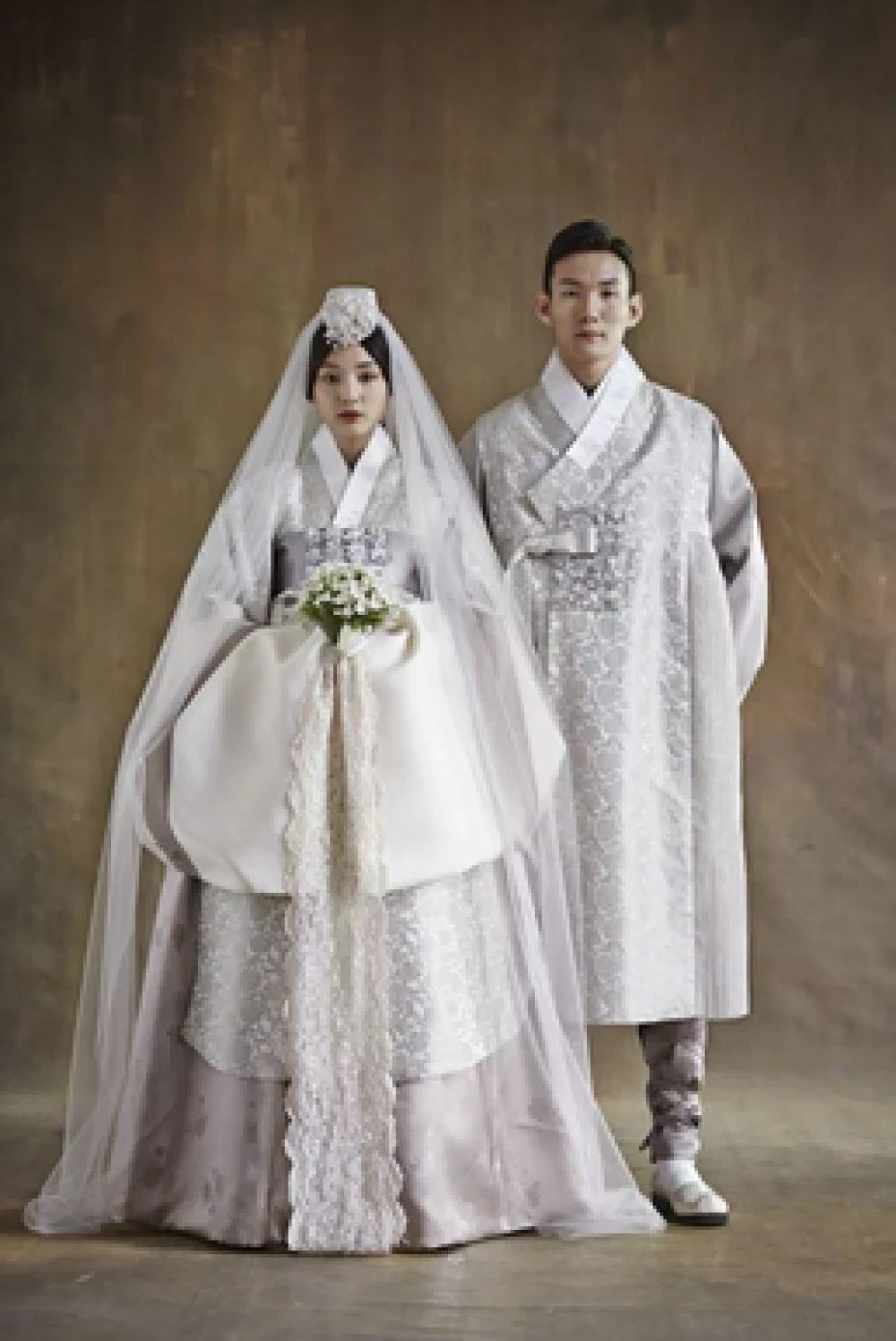 Detail Gambar Pakaian Pernikahan Tradisional Korea Selatan Nomer 7