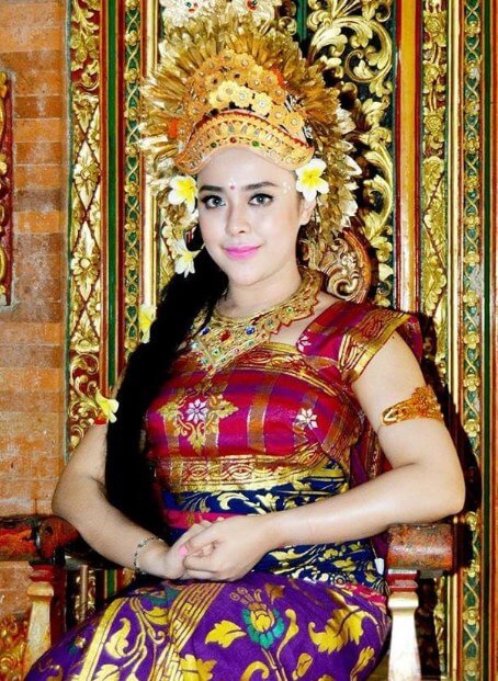 Detail Gambar Pakaian Tradisional Bali Nomer 21