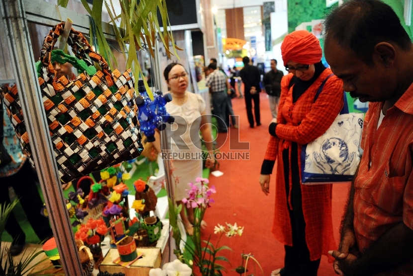 Detail Gambar Pameran Gambar Pameran Kerajinan Tangan Nomer 23