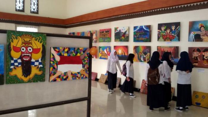 Detail Gambar Pameran Karya Seni Rupa Nomer 46