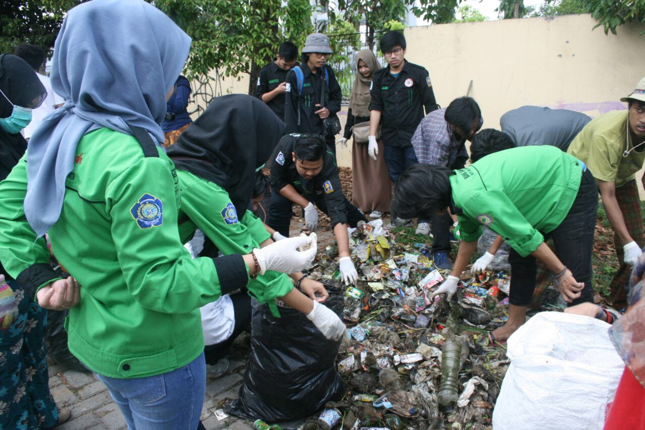 Detail Gambar Pamflet Kegiatan Clean Up Dan Edukasi Lingkungan Nomer 23