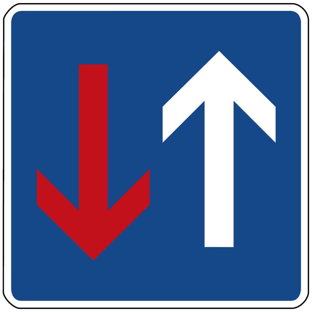 Detail Schild Mit Zwei Pfeilen Nomer 3