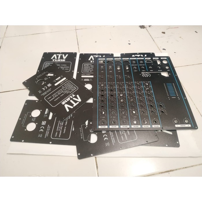 Detail Gambar Panel Mixer Audio Nomer 12