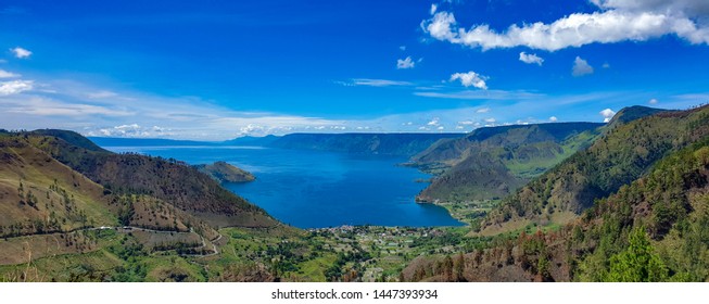 Detail Gambar Panorama Danau Toba Nomer 43