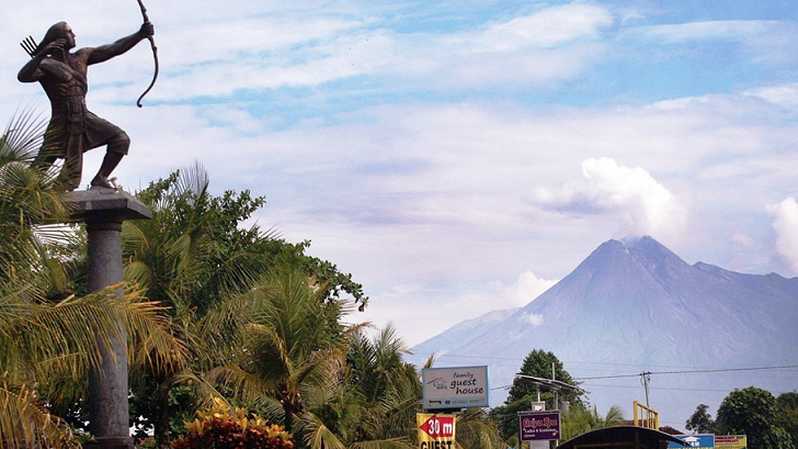 Detail Gambar Panorama Gunung Merapi Nomer 32