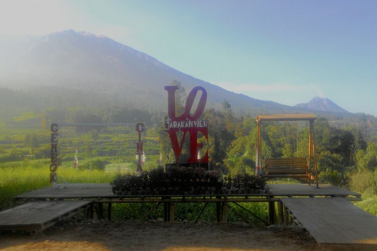 Detail Gambar Panorama Gunung Merapi Nomer 51