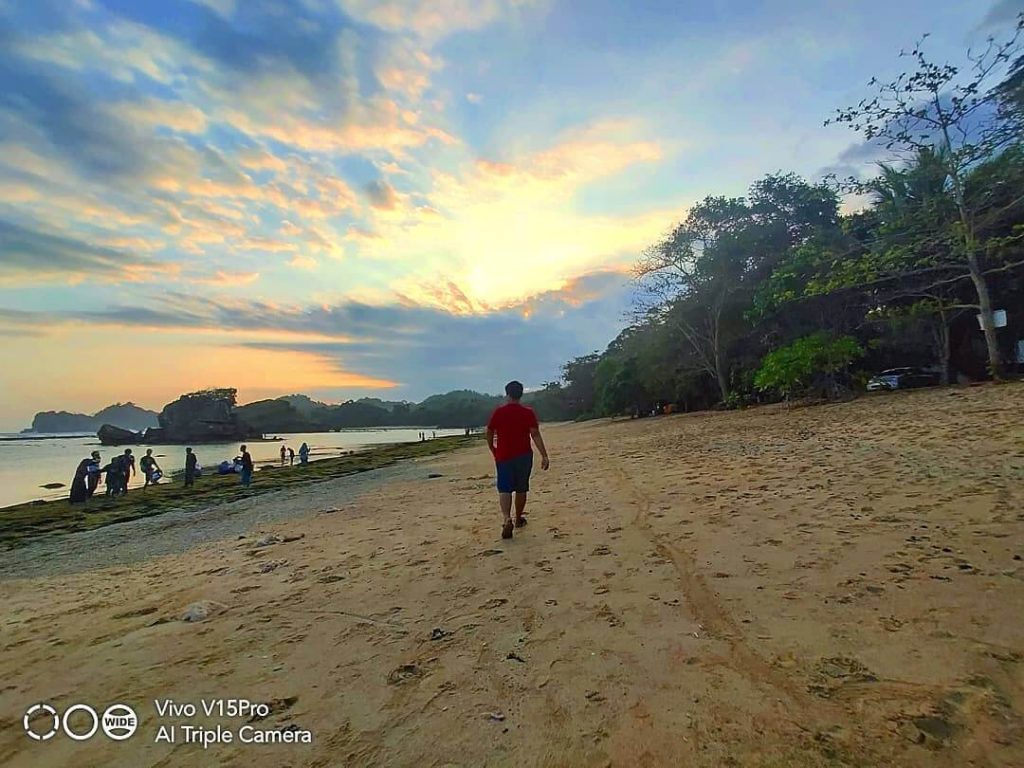 Detail Gambar Pantai Banyu Meneng Malang Nomer 51