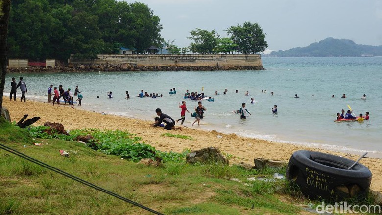 Detail Gambar Pantai Batam Nomer 22