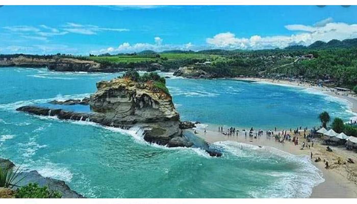 Detail Gambar Pantai Klayar Nomer 32