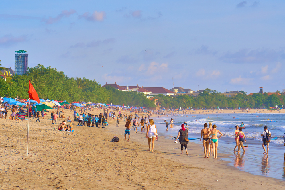 Detail Gambar Pantai Kuta Di Bali Nomer 3