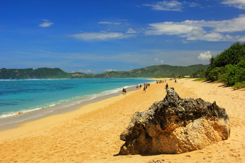 Detail Gambar Pantai Lombok Nomer 33