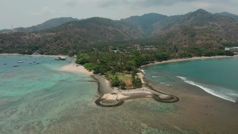 Detail Gambar Pantai Lombok Nomer 54