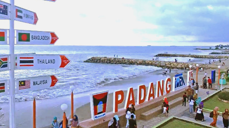 Gambar Pantai Padang - KibrisPDR