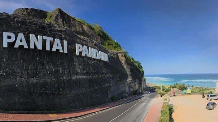 Detail Gambar Pantai Pandhawa Nomer 2