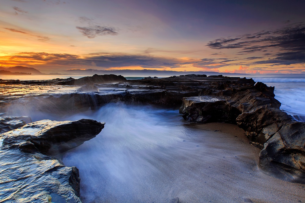 Detail Gambar Pantai Pelabuhan Ratu Nomer 36