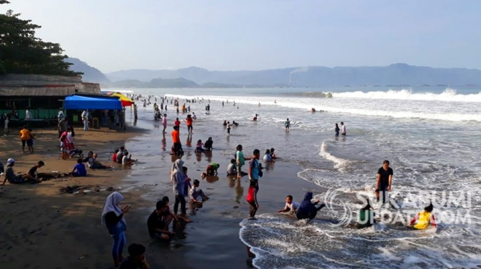 Detail Gambar Pantai Pelabuhan Ratu Nomer 52