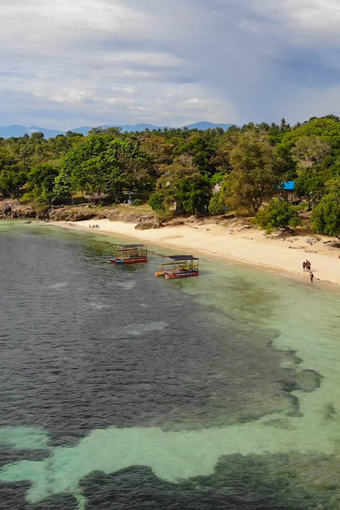 Detail Gambar Pantai Pusat Laut Donggala Nomer 33