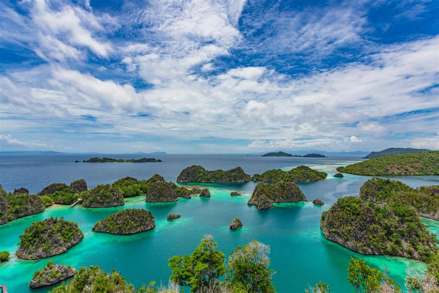 Detail Gambar Pantai Raja Ampat Nomer 32