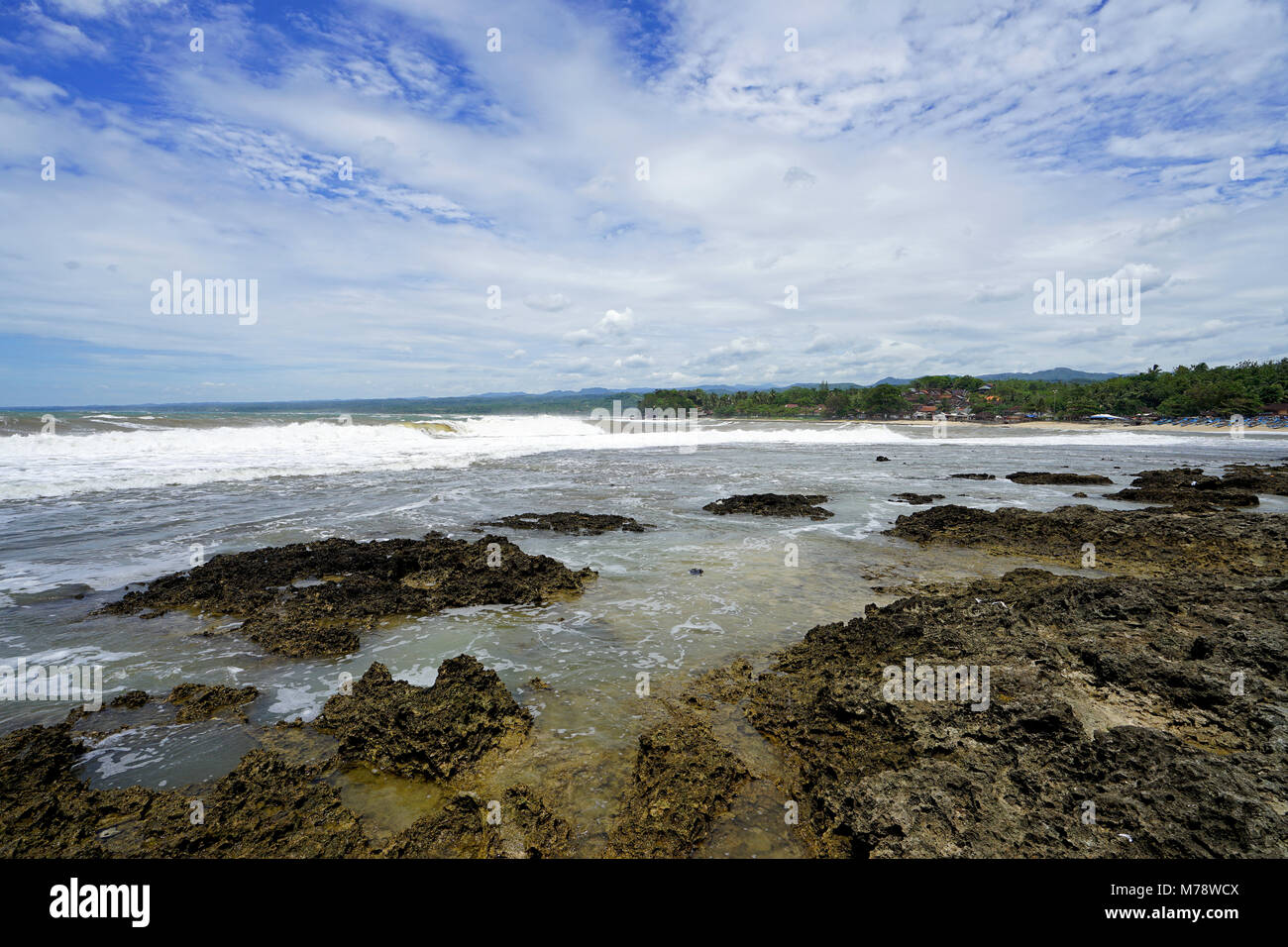 Detail Gambar Pantai Selatan Nomer 44