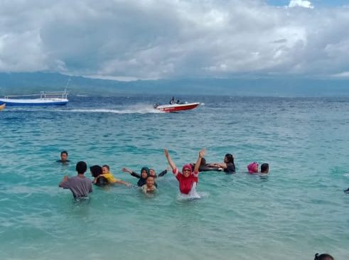 Detail Gambar Pantai Tanjung Karang Nomer 31