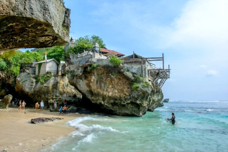 Detail Gambar Pantai Yang Bagus Nomer 29