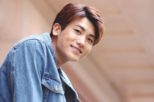 Detail Gambar Park Hyung Sik Nomer 43