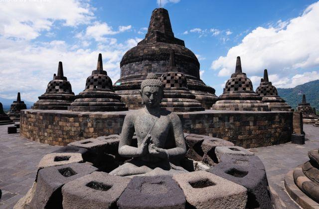 Detail Gambar Patung Candi Borobudur Nomer 28