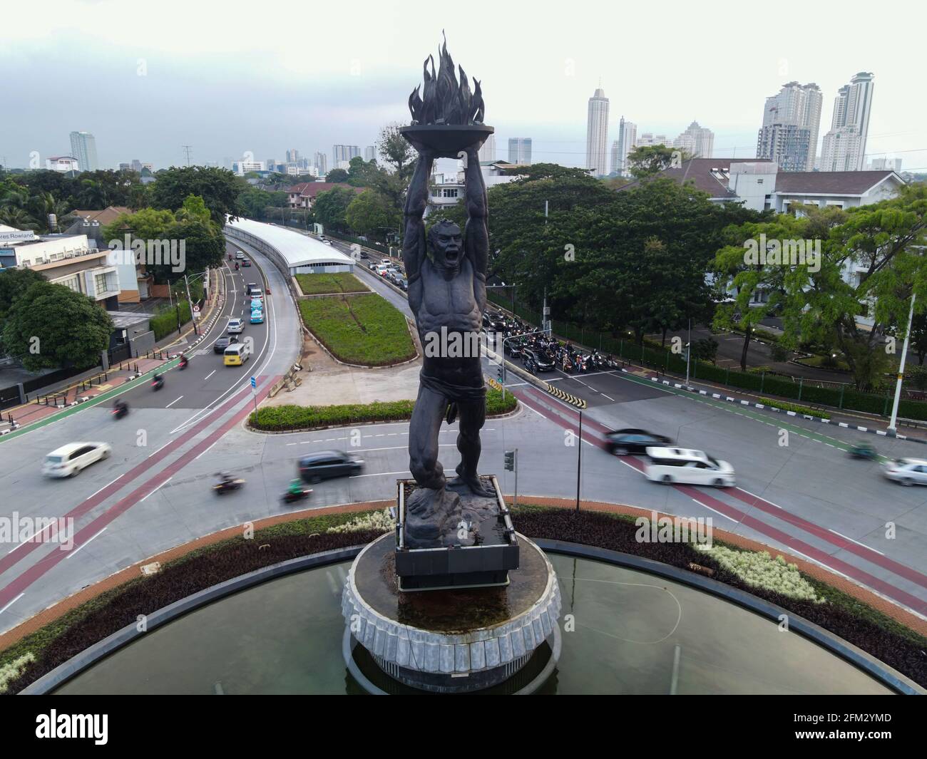 Detail Gambar Patung Di Jakarta Nomer 33