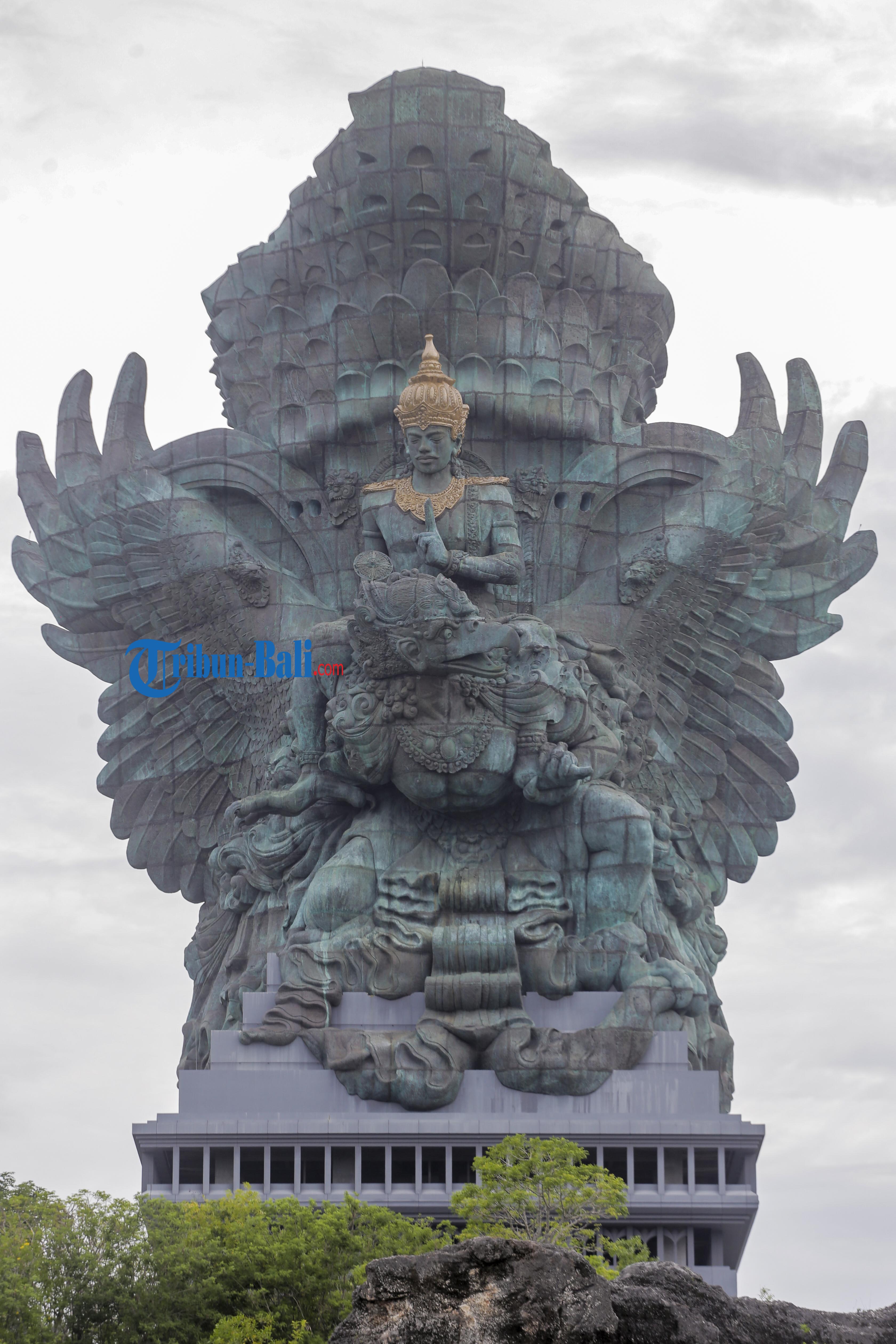 Detail Gambar Patung Garuda Wisnu Kencana Nomer 4