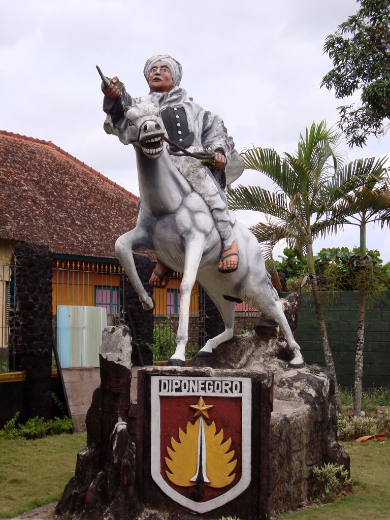 Detail Gambar Patung Pangeran Diponegoro Nomer 14