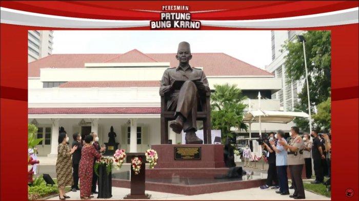 Detail Gambar Patung Soekarno Nomer 52