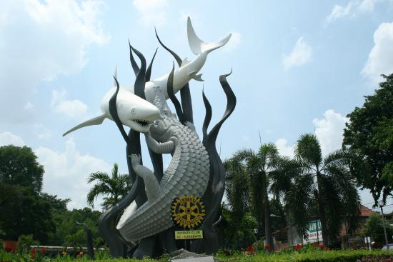 Detail Gambar Patung Surabaya Nomer 10