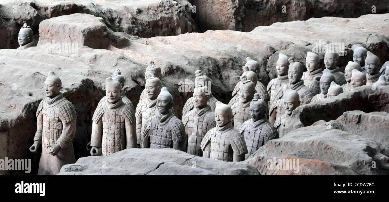 Detail Gambar Patung Terracota Army Nomer 21