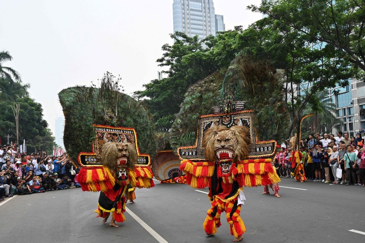 Detail Gambar Pawai Budaya Nomer 48