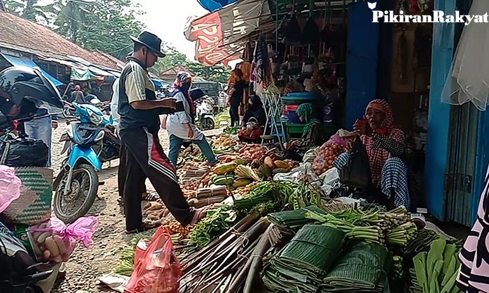 Detail Gambar Pedagang Di Pasar Nomer 36