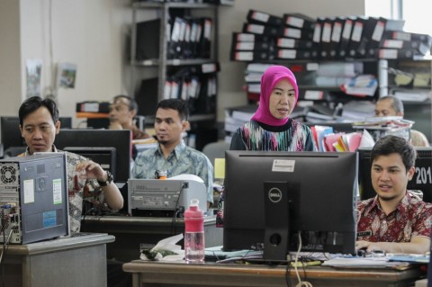 Detail Gambar Pegawai Sendiri Nomer 38