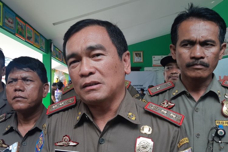 Detail Gambar Pegawai Sendiri Nomer 8