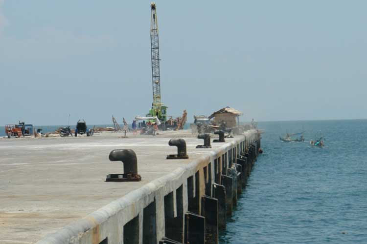 Detail Gambar Pelabuhan Kota Probolinggo Nomer 12