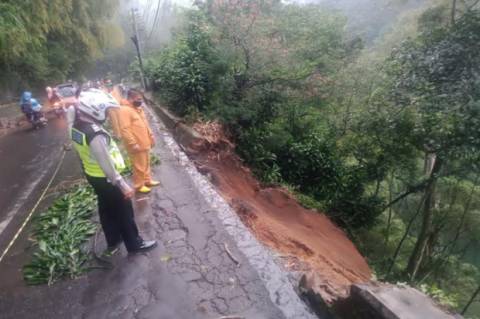 Gambar Pelangi Gambar Tanah Longsor - KibrisPDR