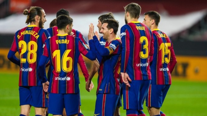 Detail Gambar Pemain Barca Nomer 20