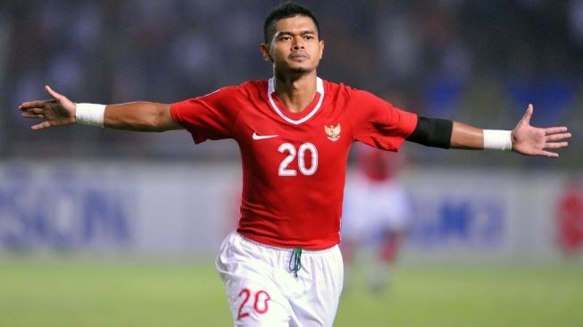 Detail Gambar Pemain Bola Indonesia Nomer 11