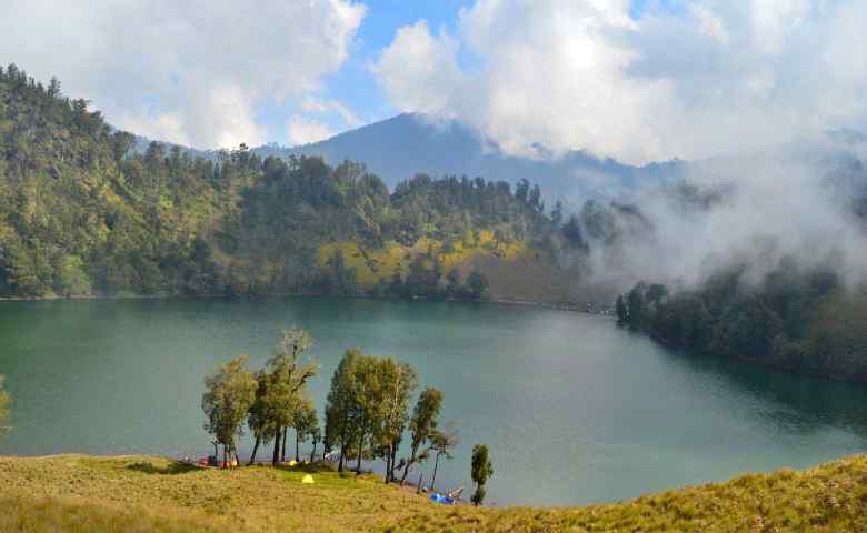 Detail Gambar Pemandangan Alam Gambar Pemandangan Alam Indonesia Nomer 50