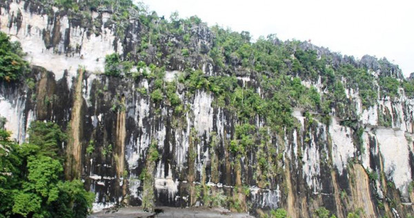 Gambar Pemandangan Alam Kabupaten Mahakam Ulu - KibrisPDR