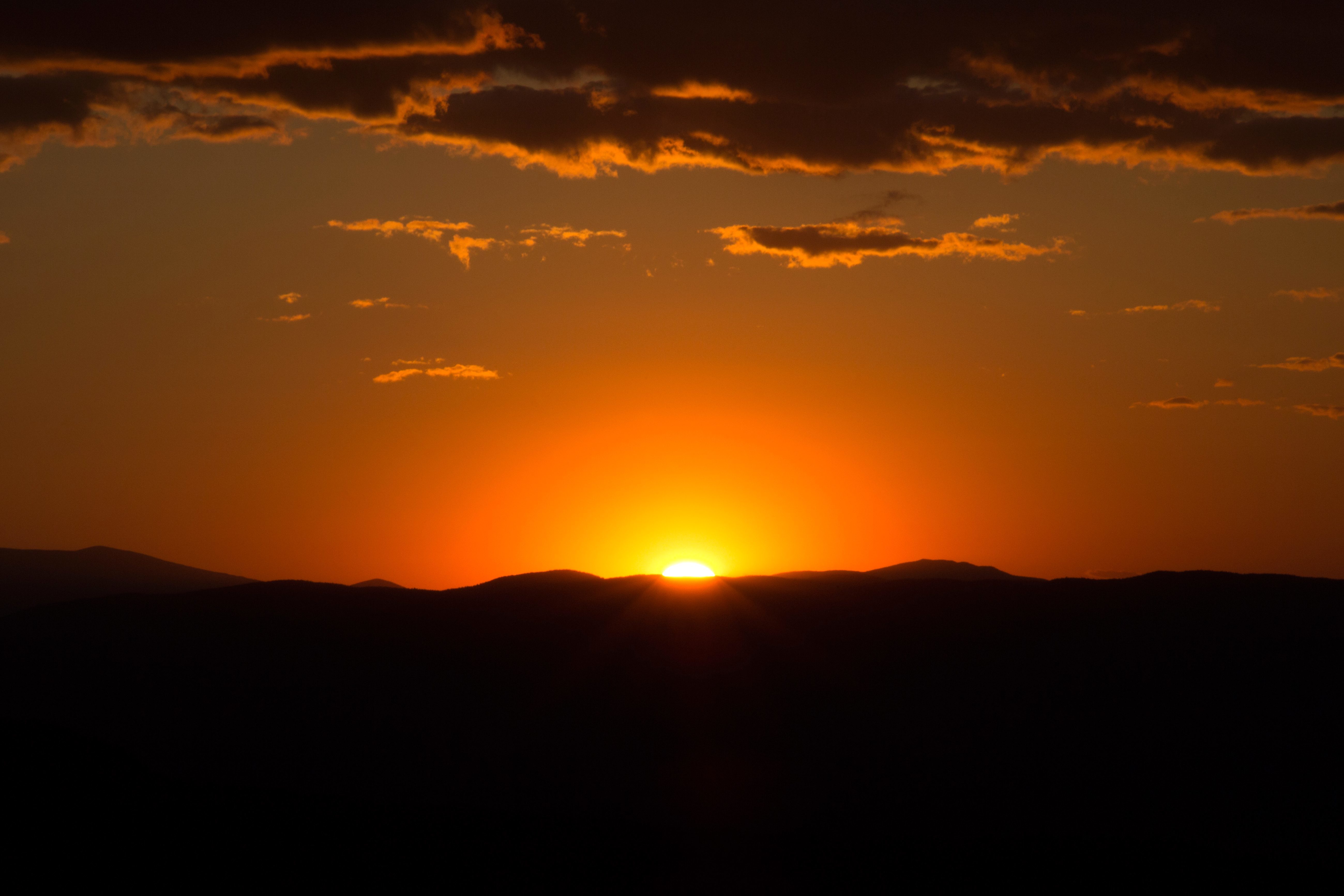 Detail Gambar Pemandangan Alam Sunset Nomer 44