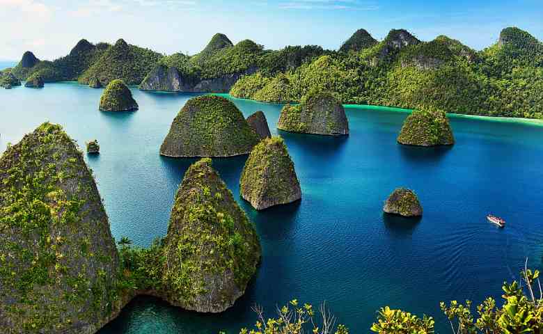 Detail Gambar Pemandangan Alam Terindah Di Indonesia Nomer 9