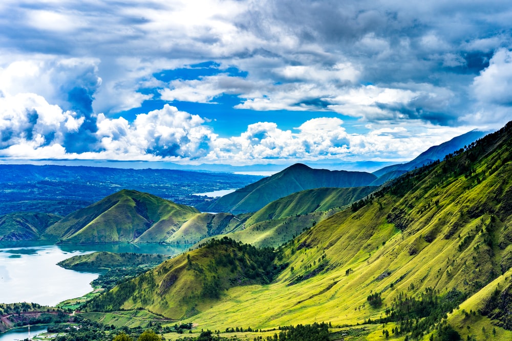 Detail Gambar Pemandangan Danau Toba Nomer 15