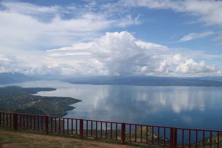 Detail Gambar Pemandangan Danau Toba Nomer 32