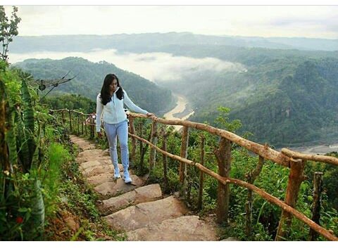 Detail Gambar Pemandangan Di Atas Gunung Nomer 41